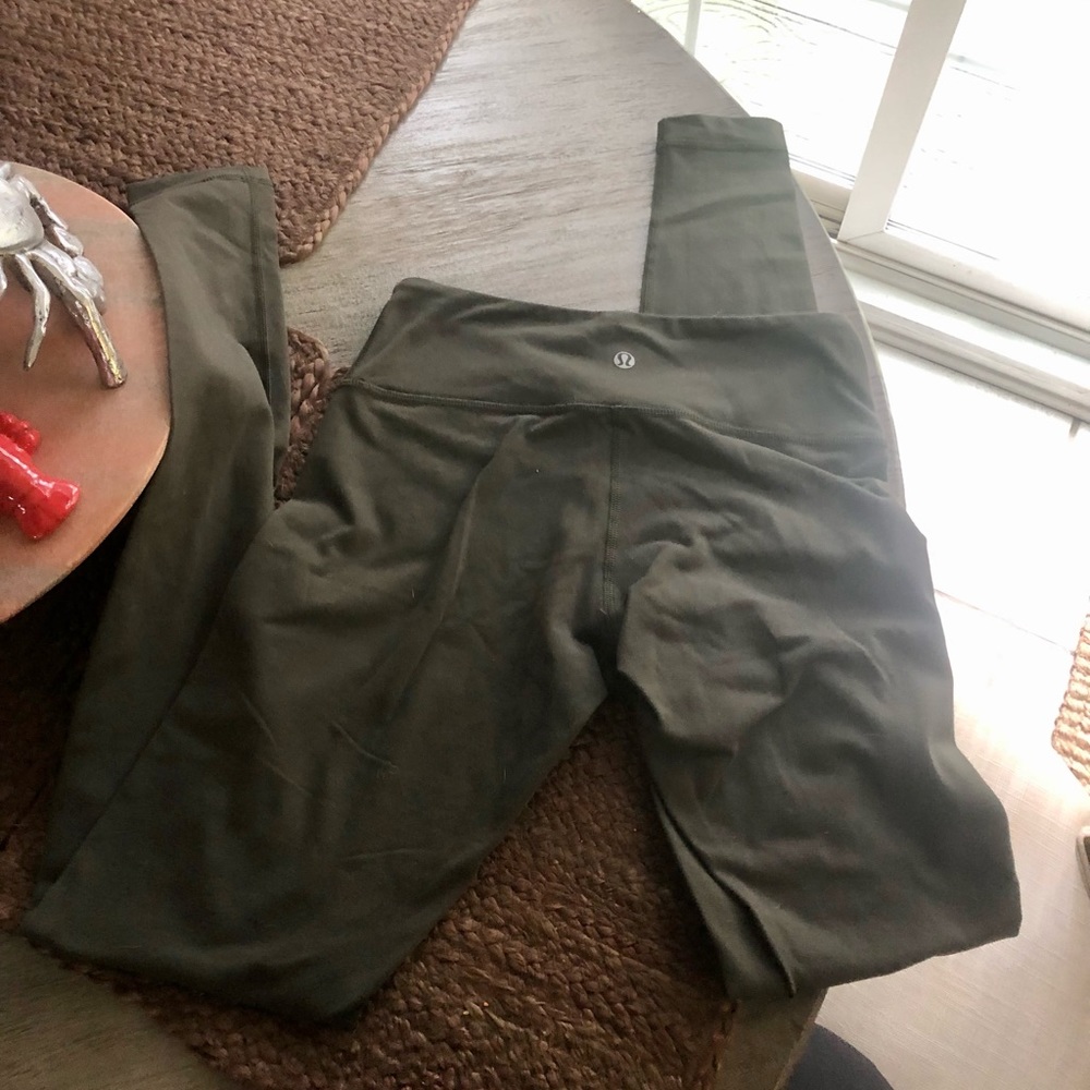 Green lululemon leggings